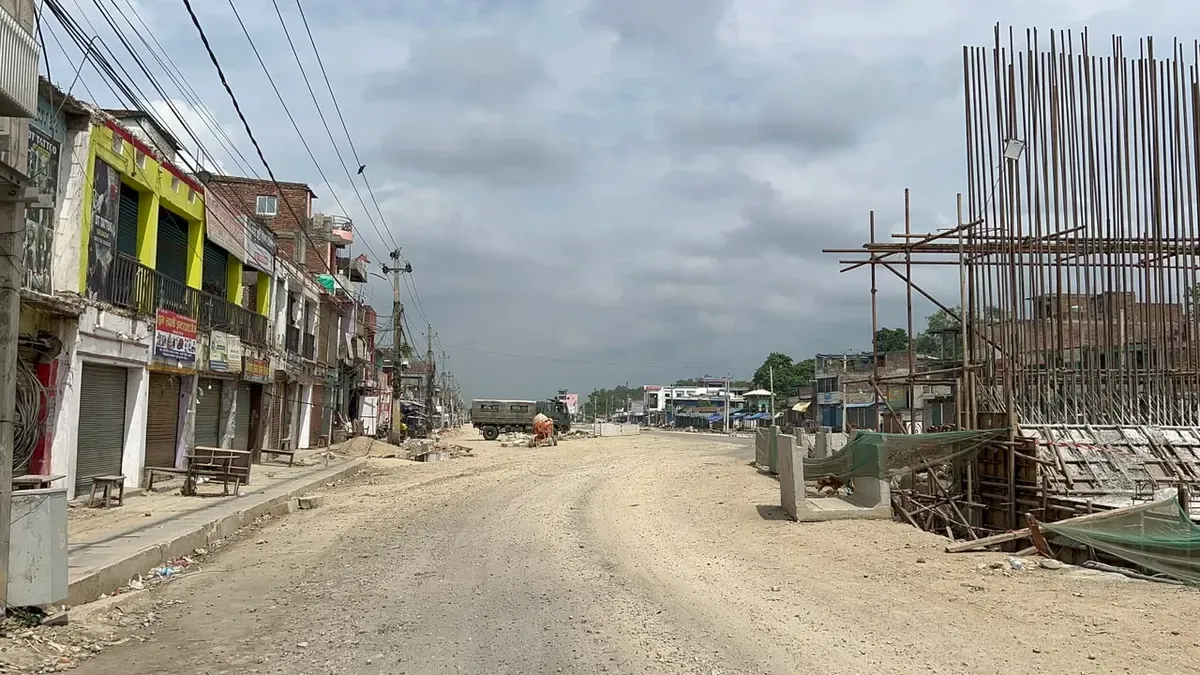 सिरहाको गोलबजार र लहानमा कर्फ्यु कायमै, सुरक्षा व्यवस्था कडा