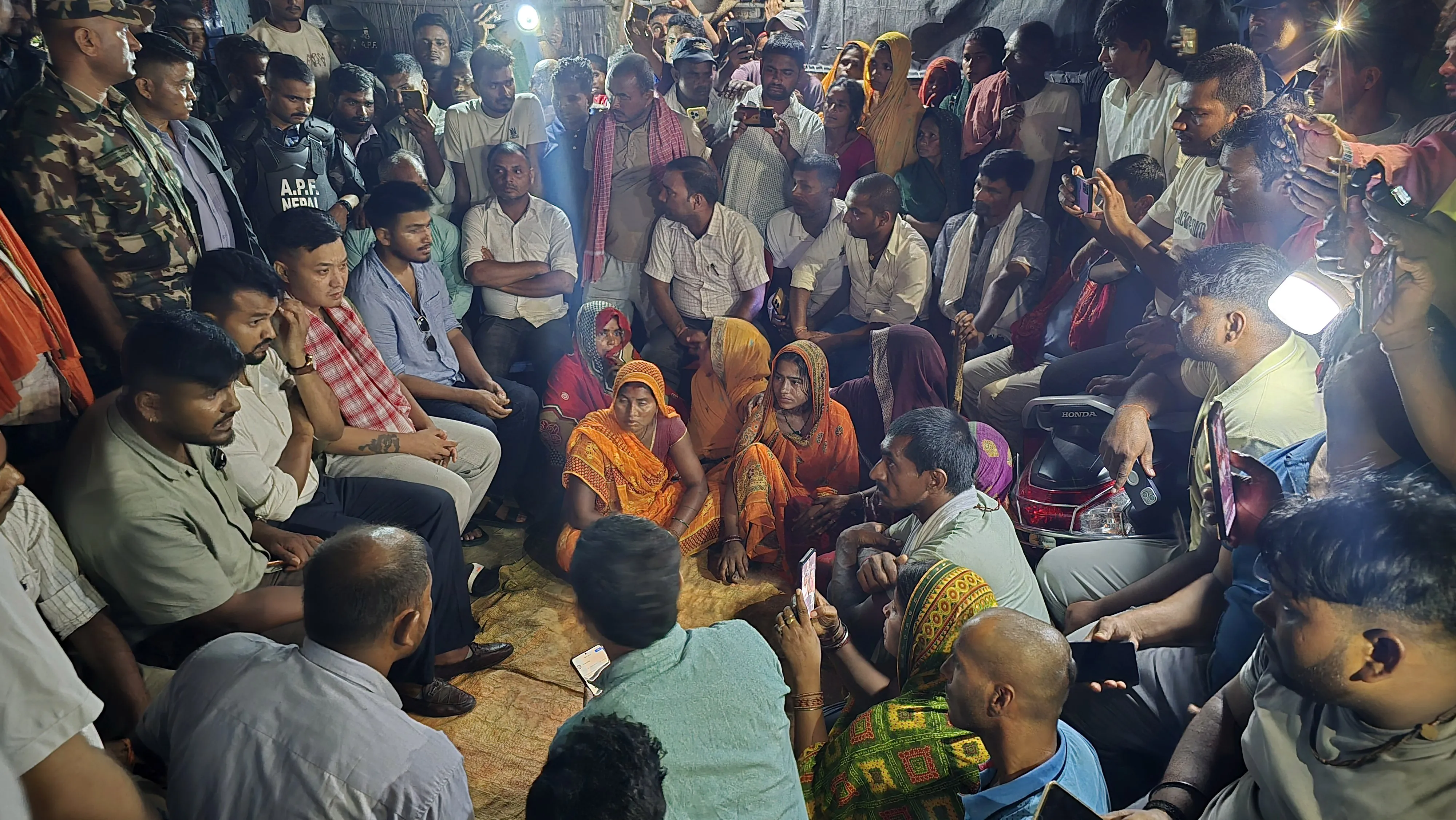 गृहमन्त्री र मृतक गणेश यादवका परिवारबिच ८ बुँदे सहमति