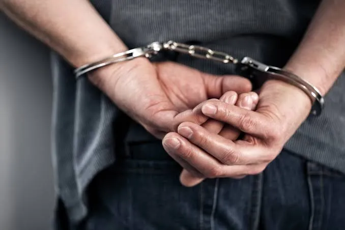 बाढीले बगाएर ल्याएको गहना फिर्ता नगरी आफैँ लुकाउने व्यक्ति पक्राउ