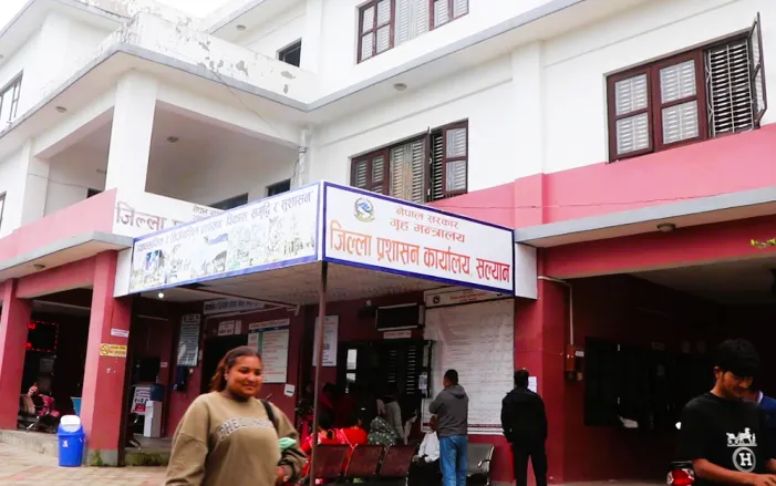 सल्यानका तीन प्रमुख सडकखण्डमा राति सवारी सञ्चालनमा रोक