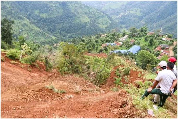 बागलुङको निसीखोलामा पहिरोले , चार जनाको मृत्यु