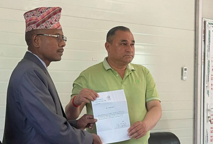 सुदूरपश्चिम प्रदेशका मन्त्री लक्ष्मण किशोर चौधरीले राजीनामा दिए