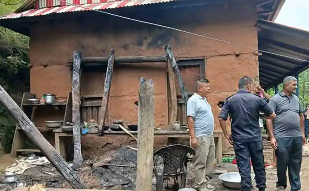 सिन्धुलीमा एकै परिवारका १६ जना बेपत्ता, घरमा घरेलु जनावर मात्र भेटिए