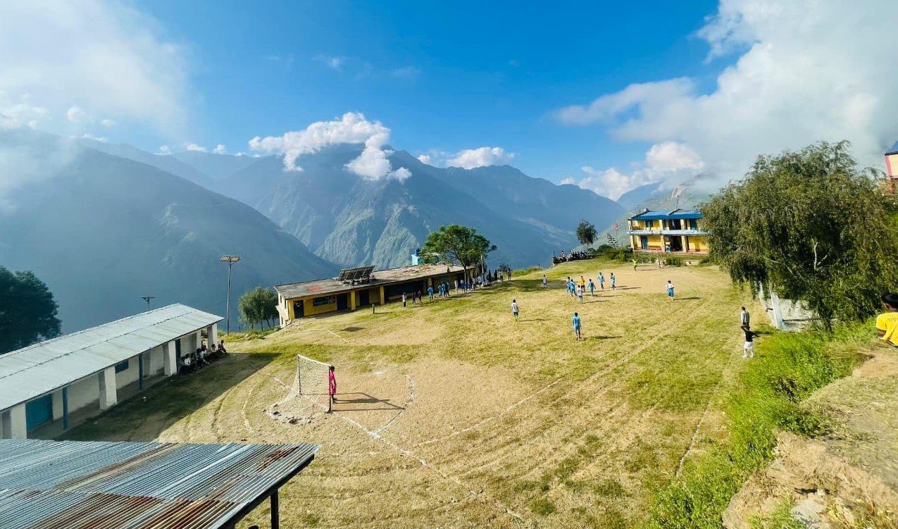 कालिकोटको पचाल झरना गाउँपालिका: खेलकुद गतिविधि असुरक्षित मैदानमा सीमित