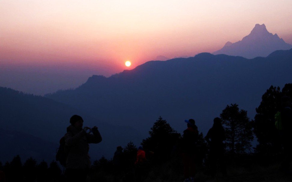 आजकाे माैसम : देशका पश्चिमी भागमा वर्षा र हिमपातको सम्भावना