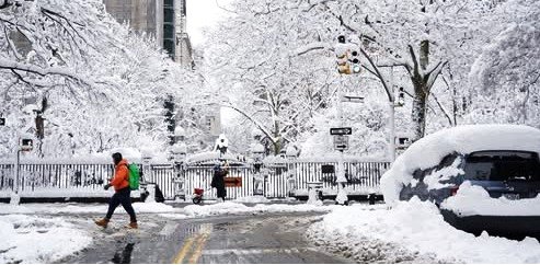 अमेरिकामा भीषण हिमपातका कारण जनजीवन अस्तव्यस्त, ६ लाख घरमा विद्युत अवरुद्ध