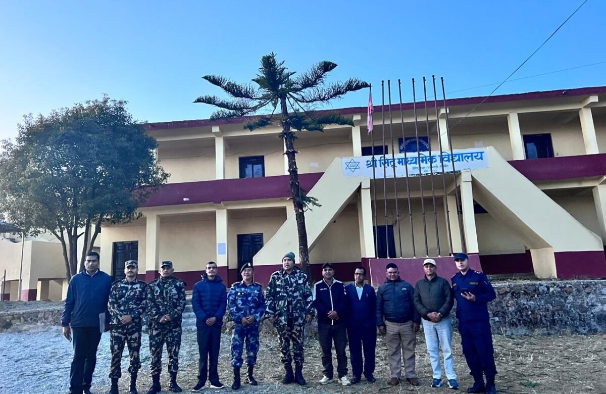 सुर्खेतका मतदानस्थलको अनुगमन तथा निरीक्षण 