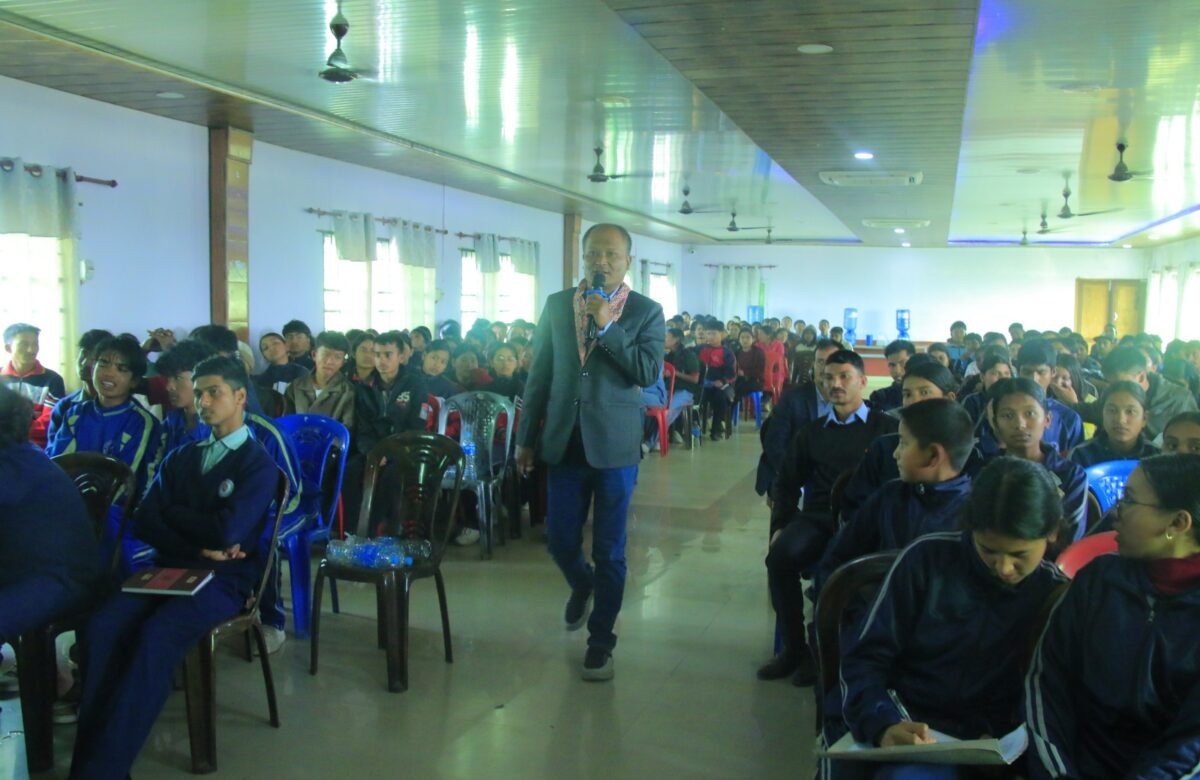 सुर्खेतमा गणित कार्यशाला तथा एसईई बुस्ट अप कार्यक्रम सम्पन्न