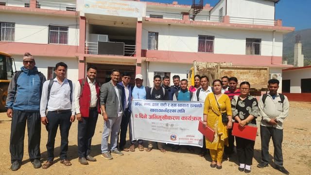 चौकुने गाउँपालिकामा स्वास्थ्यकर्मीका लागि आँखा, नाक, कान, घाँटी तथा मुख स्वास्थ्य सम्बन्धी अभिमुखीकरण कार्यक्रम सम्पन्न